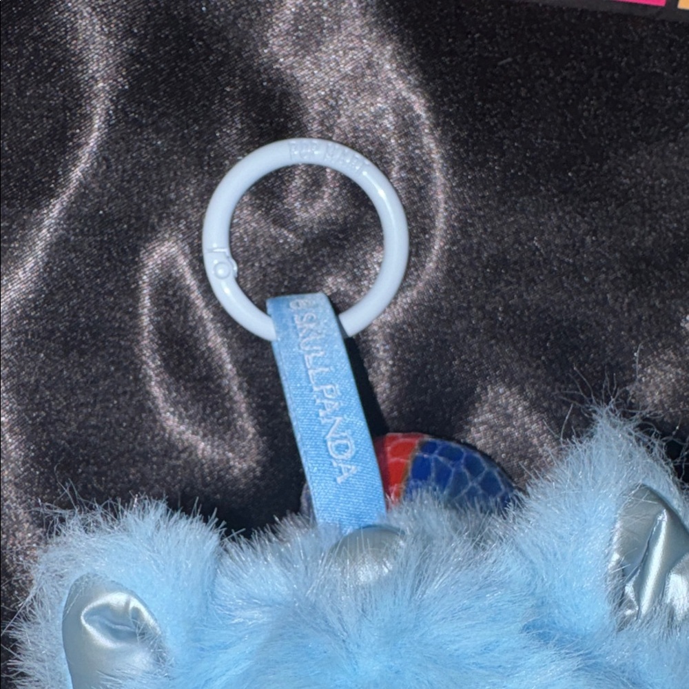 POP MART My Little Pony Blue Rainbow Skullpanda Plush Pendant- Rainbow Dash - Picture 8 of 8
